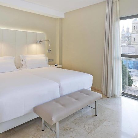 Nh Ciudad De Zaragoza Hotell Exteriör bild